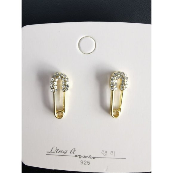 Brand New 14K Gold Plated Safety Pin Style Earrings For Women - Picture 2 of 7